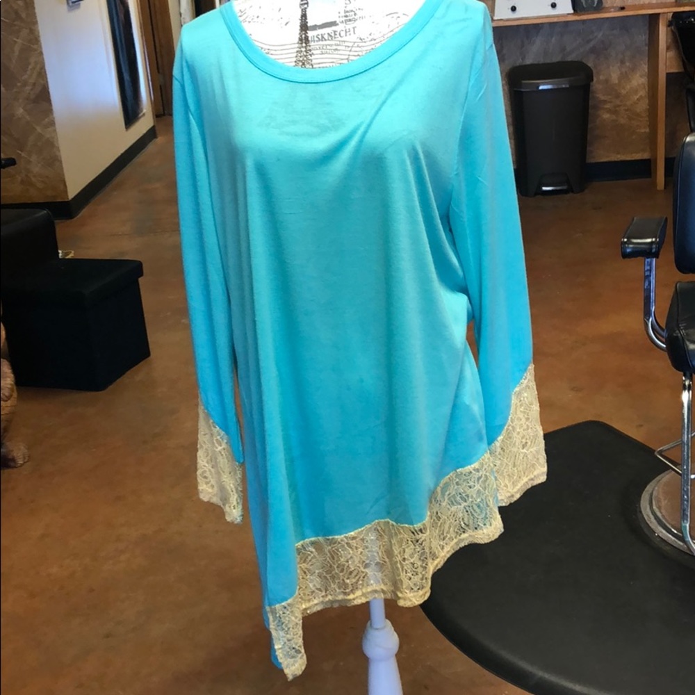 Long sleeve with lace accent blue blouse